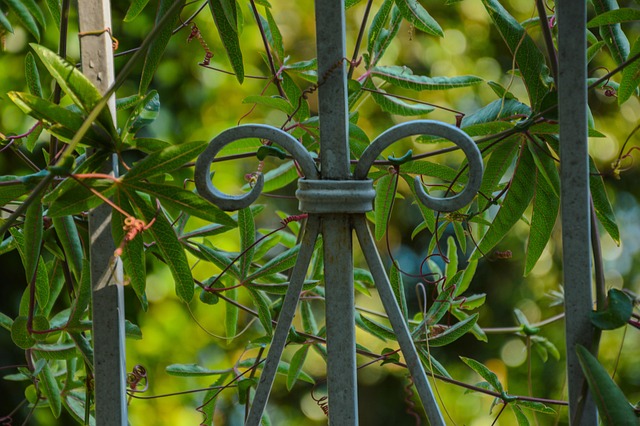 レストランのドアのカギを交換してもらいました